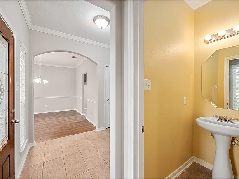 6118 Pine Lakes Dr — Photo 11