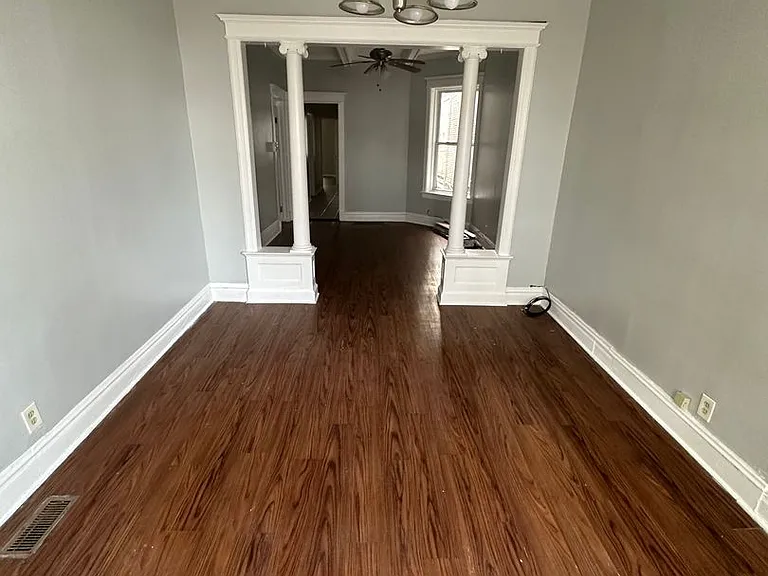 4356 S Wells St — Photo 11