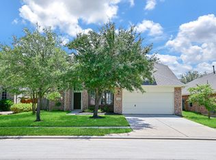 18114 Holly Thorn, Tomball, TX 77375