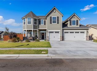 2506 Emerald Bay Ave, Tulare, CA 93274