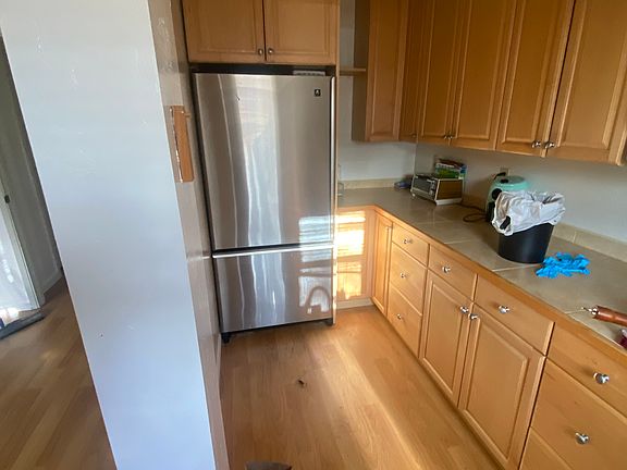 3rd image of 1780 Le Roy Ave #122