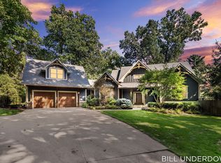 3293 Timberidge Trl, Saugatuck, MI 49453
