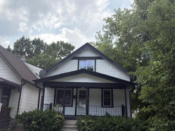 1933 S 68th STREET, West Allis, WI 53219