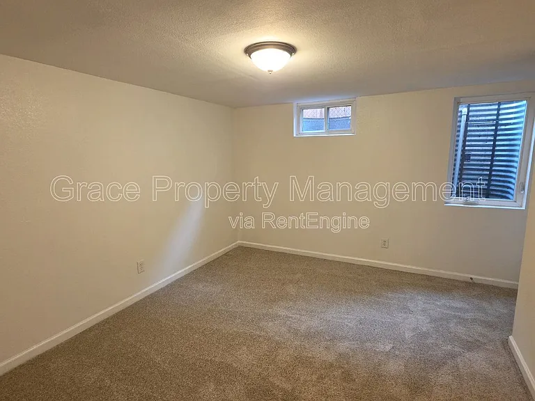 270 Beryl Way — Photo 21