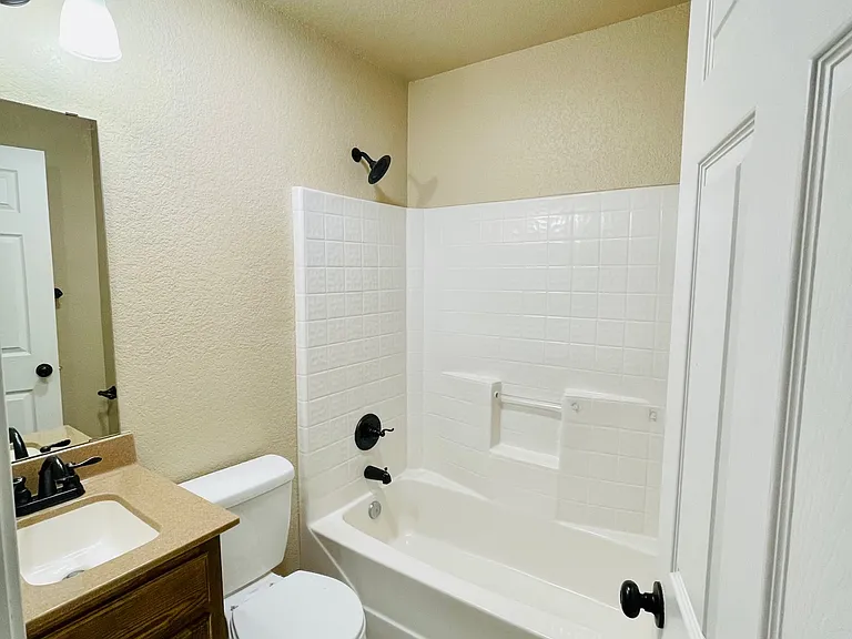 502D S Cleburne Whitney Rd — Photo 8