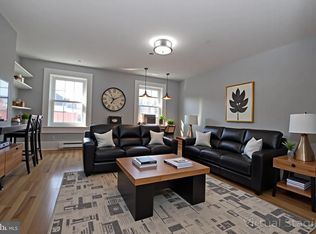1017 Pine St APT 3F, Philadelphia, PA 19107