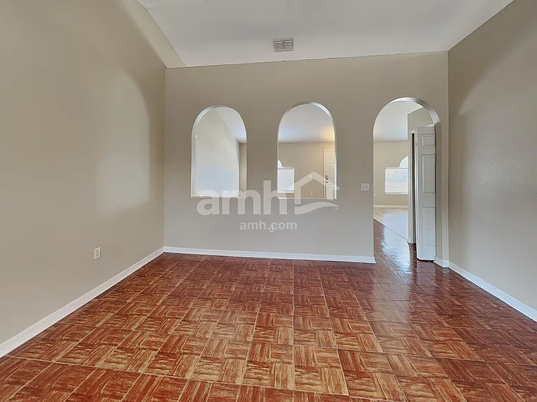 5498 Cougar Park Ct — Photo 7