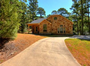 173 Papawai Dr, Bastrop, TX 78602