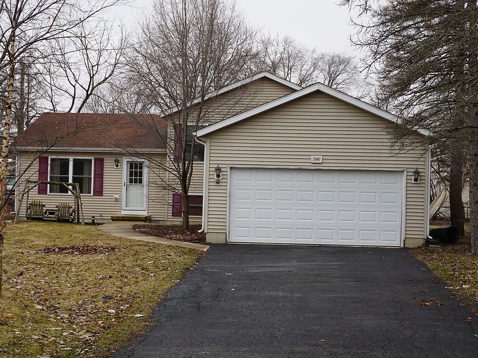 1st image of 21087 W Marion Ave