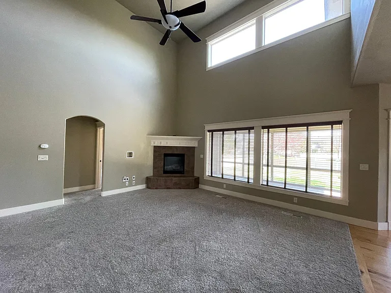 644 N Senora Way — Photo 5