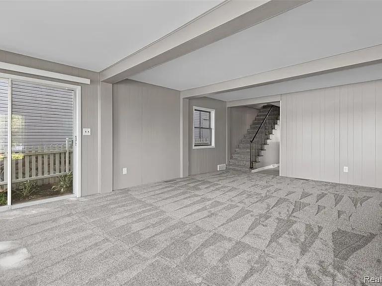 391 Shady Oaks St — Photo 25