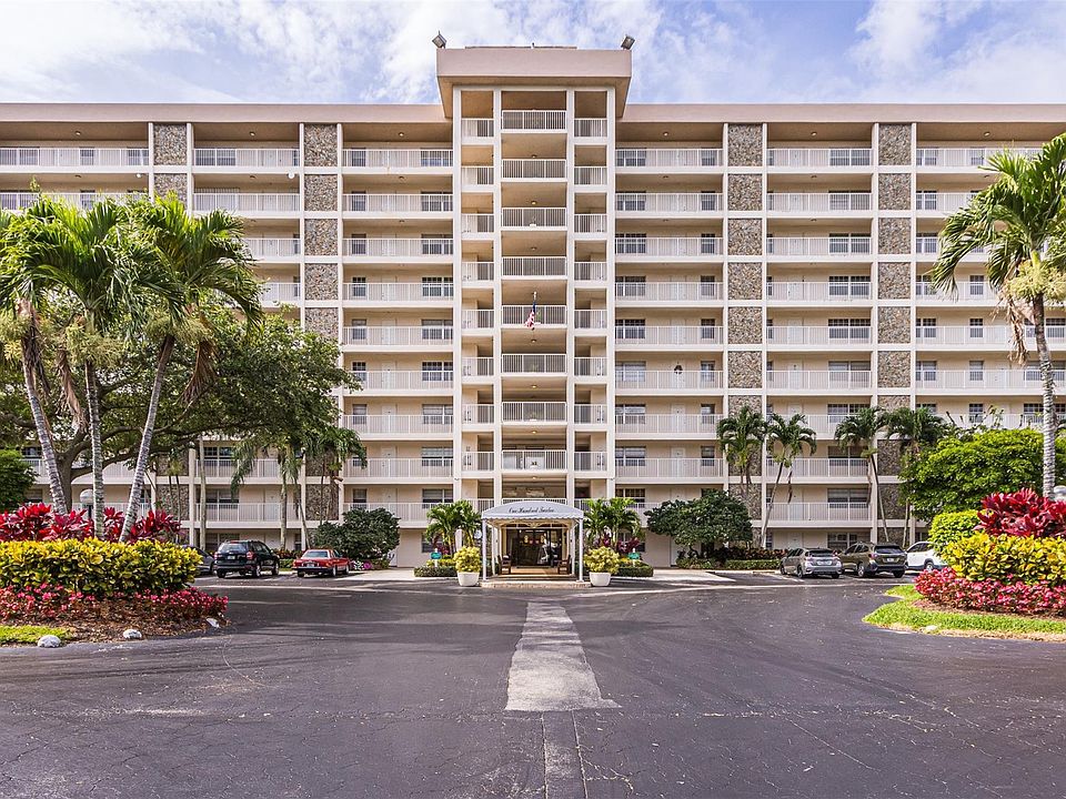 1st image of 3510 Oaks Way #507