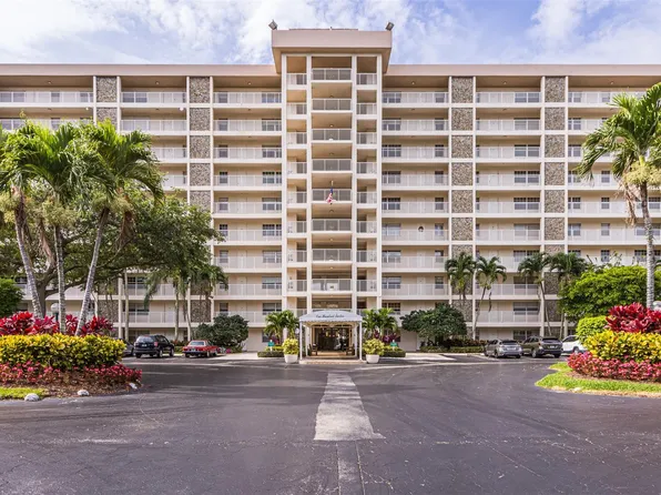 3510 Oaks Way #507, Pompano Beach, FL 33069