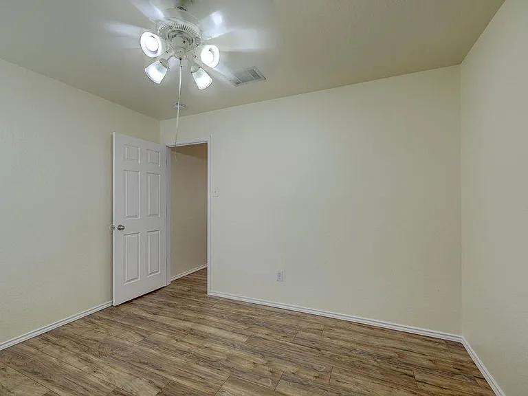 129 Dove Song Dr — Photo 33