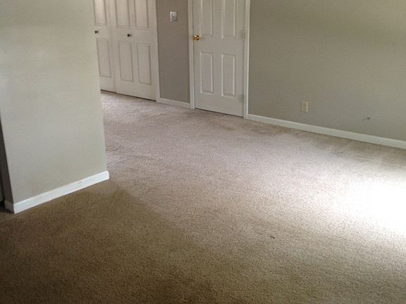 2nd image of 2112 Arapahoe Dr