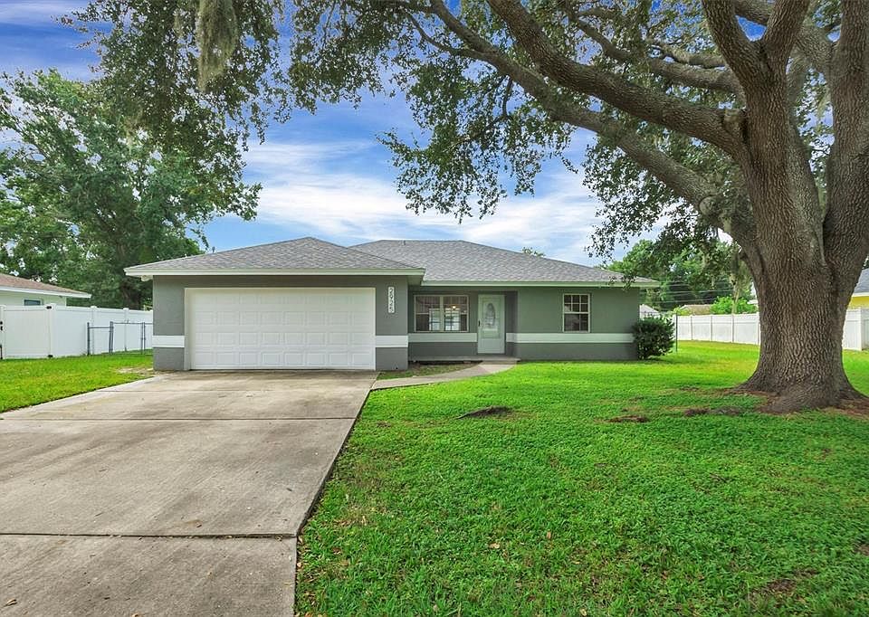 1st image of 2925 DELROSE DRIVE N