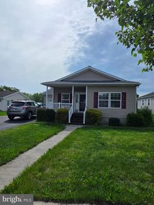 502 Falcon Dr, Carlisle, PA, 17013