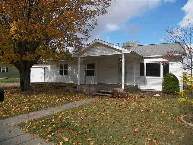 336 W Church St photo 1