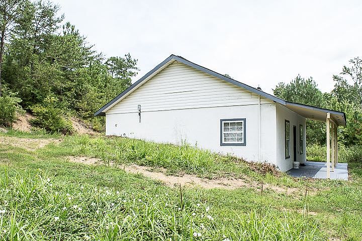 1st image of 257 Dogwood Cir NE