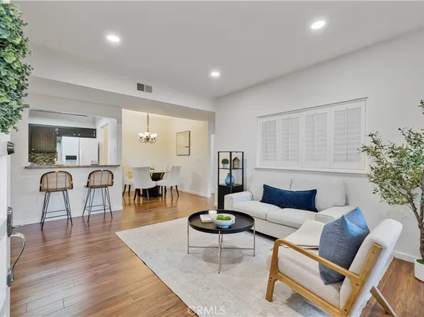 23839 Del Monte Dr Unit 91, Santa Clarita, CA 91355