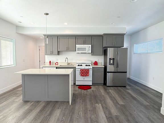3rd image of 1491 Atlantic Ave #1489