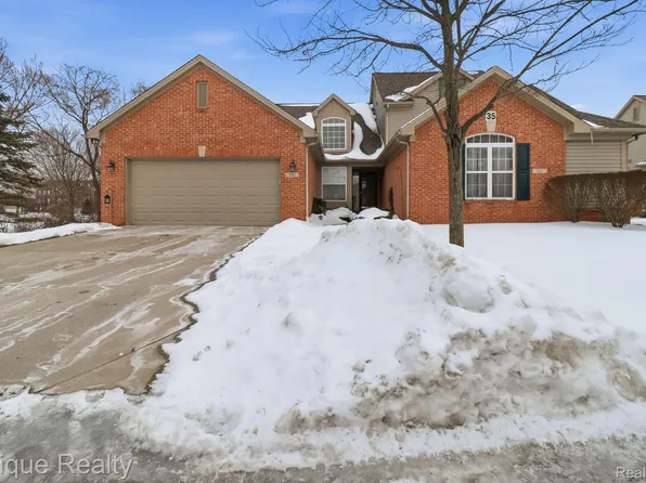 321 Cherry Grove Rd, Canton, MI 48188