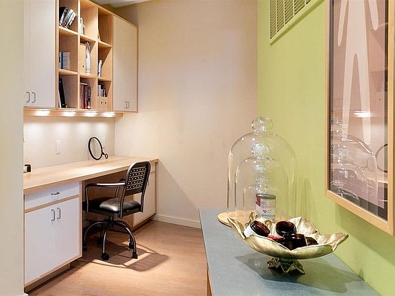 4th image of 915 Olive St APT 1103