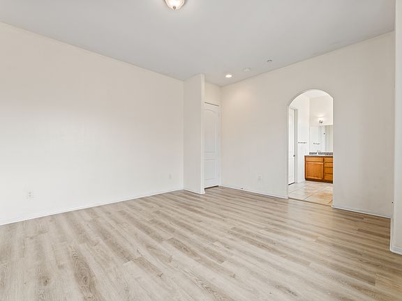 4th image of 1472 Patricia Ave