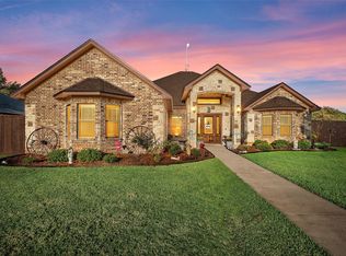 1515 N Davis St, West, TX 76691