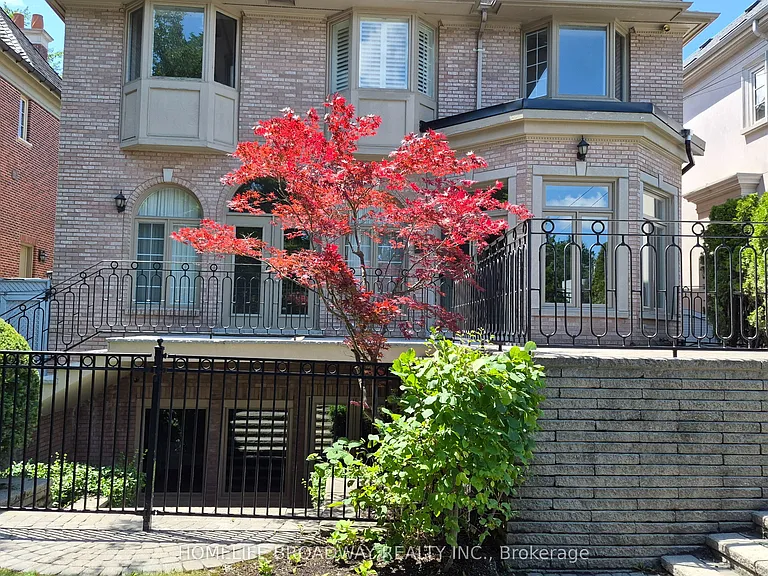 149 Dunvegan Rd — Photo 24