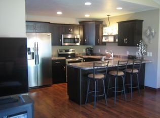 2887 Fairway Dr, Altoona, WI 54720