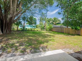 706 Azalea Ave, Fort Pierce, FL 34982