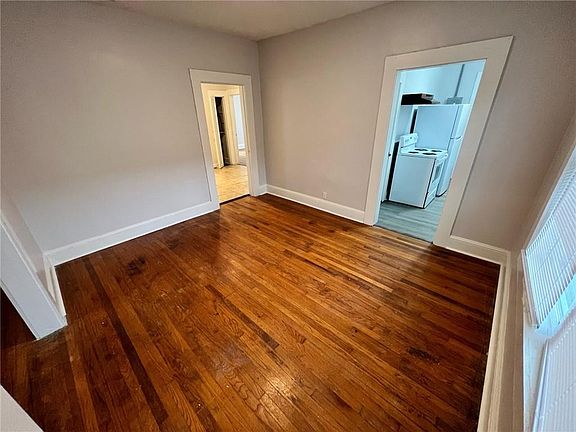 5th image of 2435 Saint Stephens Rd