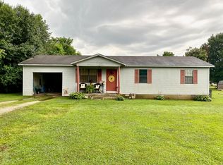 265 Farris Carter St, Atwood, TN 38220