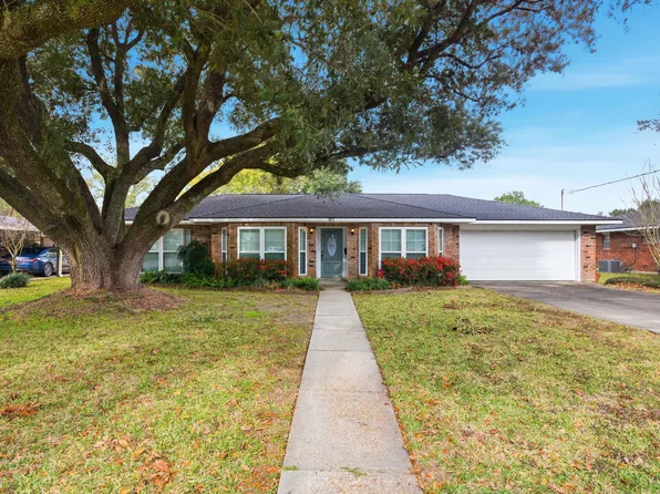 1013 Royal St, Lake Charles, LA 70607