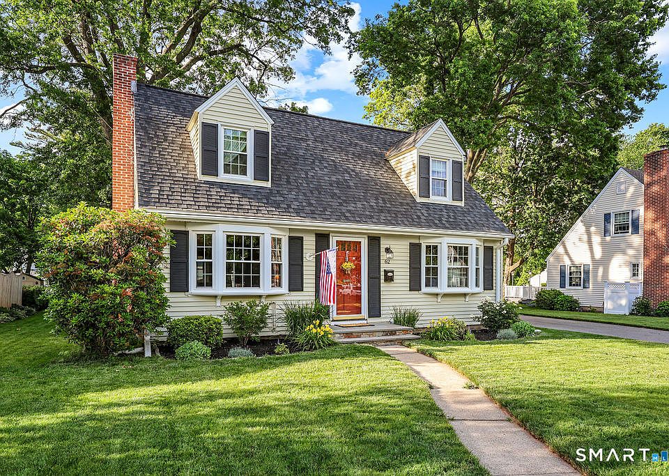 1st image of 62 Crestview Drive