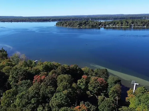 4032 Water View Dr, Grawn, MI 49637