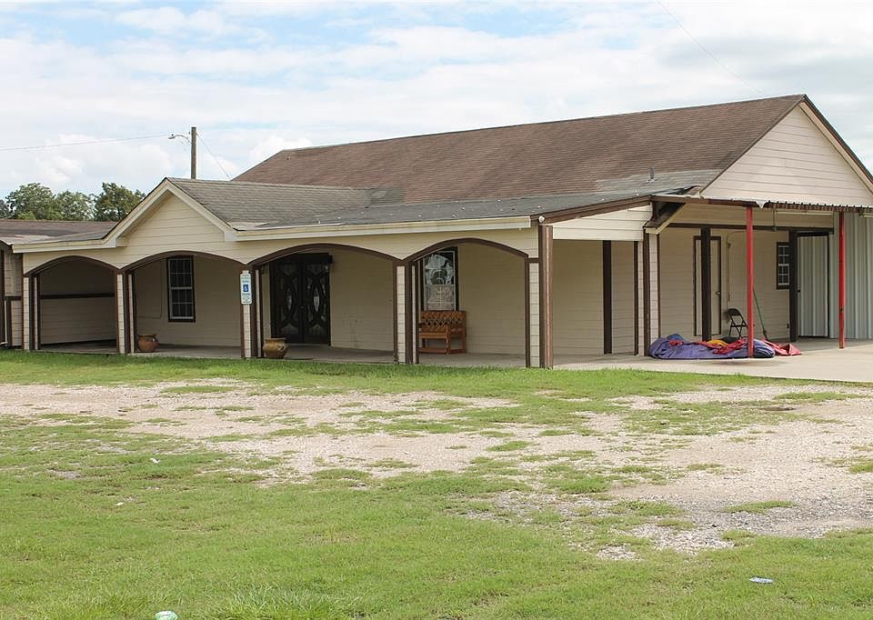 1st image of 2512 Houston Blvd