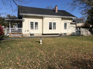 230 Morse Ave, Warwick, RI 02886