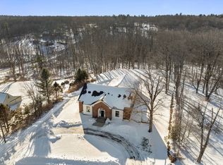 13 Beech Hill Rd, Granville, MA 01034