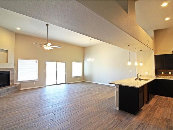 3rd image of 14509 Long Shadow Ave