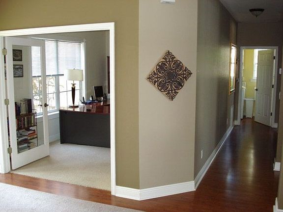 2 home offices!