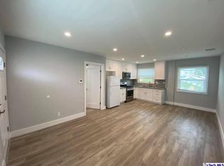 551 Palm Dr #B, Glendale, CA 91202