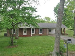 160 S Tunnel Rd, Gallatin, TN 37066