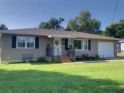 807 E North Main St, Richmond, MO, 64085