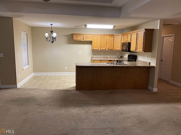 4th image of 316 Vanessa Dr