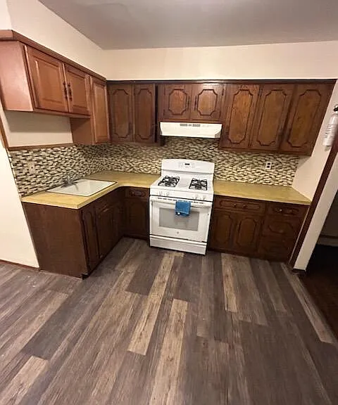 87 Jewell St #1F — Photo 3