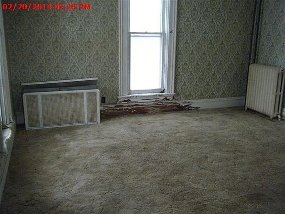 5th image of 833 N Main St