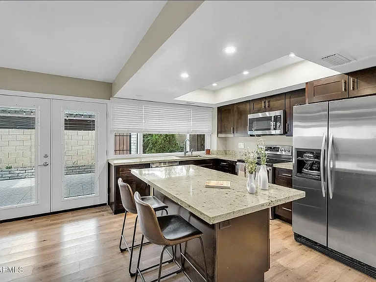 4245 N Miller Rd — Photo 3
