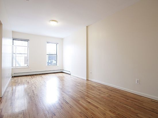 1st image of 397 Saratoga Ave APT 3